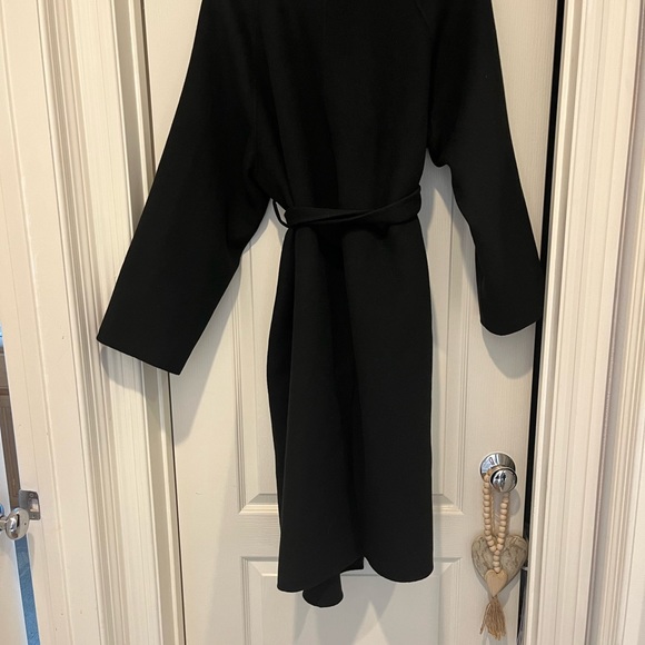 GENTLE HERD - women’s wool black coat / size 2x - Picture 5 of 9